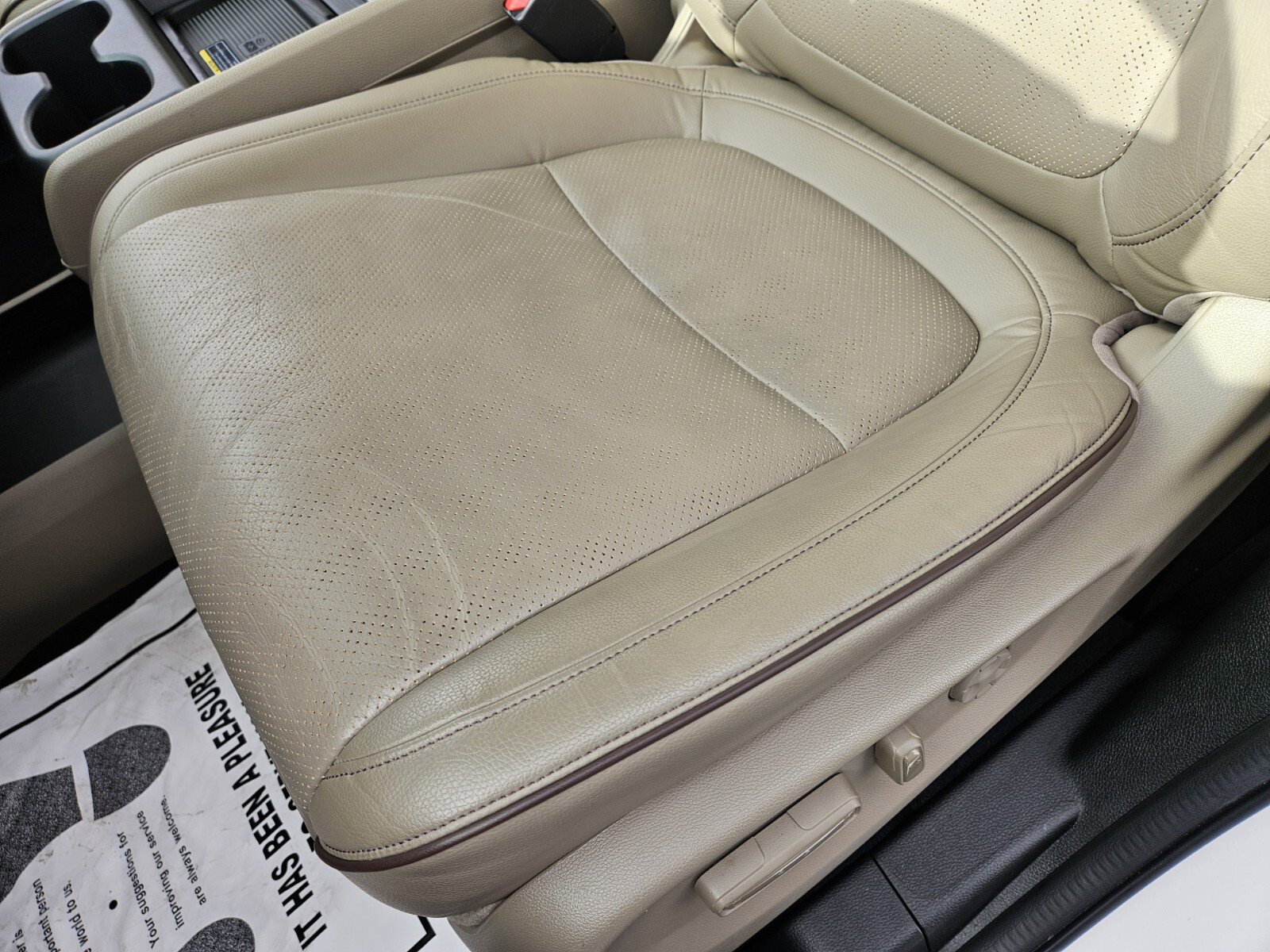 Used 2024 Honda Odyssey Elite image 8