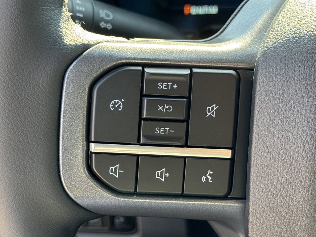 New 2026 Ford F250 Lariat w/ Black Appearance Package image 25