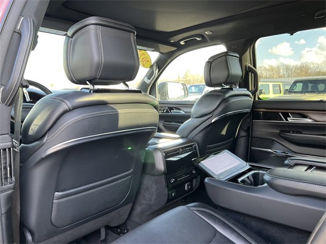 Certified 2024 Jeep Grand Wagoneer L 4WD image 35