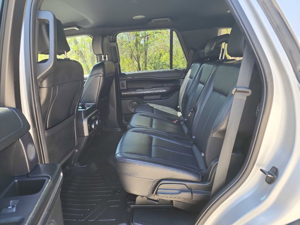 Used 2019 Ford Expedition XLT w/ Equipment Group 202A image 31