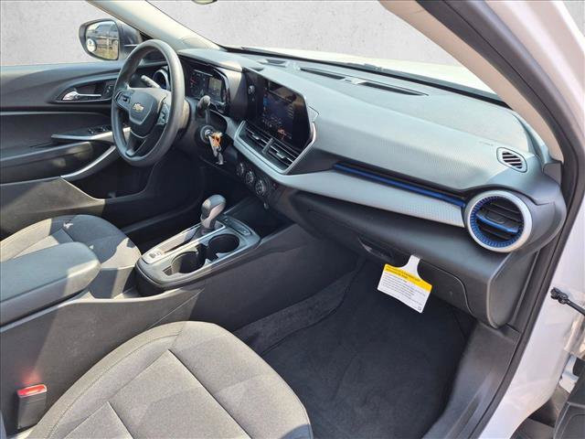 Used 2024 Chevrolet Trax LS w/ Driver Confidence Package FWD image 22