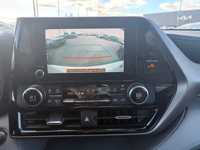 Used 2023 Toyota Highlander L image 5