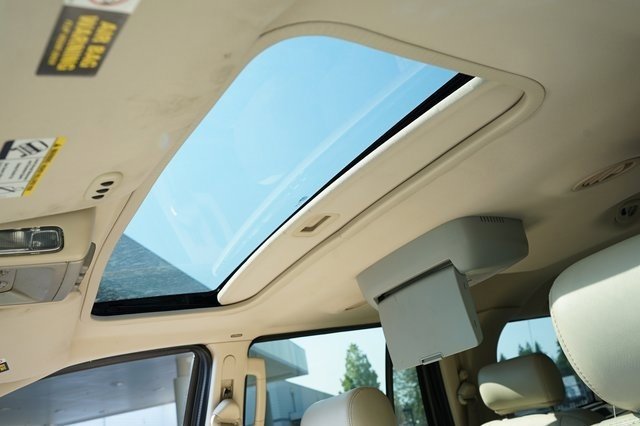 Used 2004 Lincoln Navigator Luxury image 16