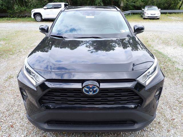 Certified 2021 Toyota RAV4 XLE w/ Convenience Package AWD/4WD image 8
