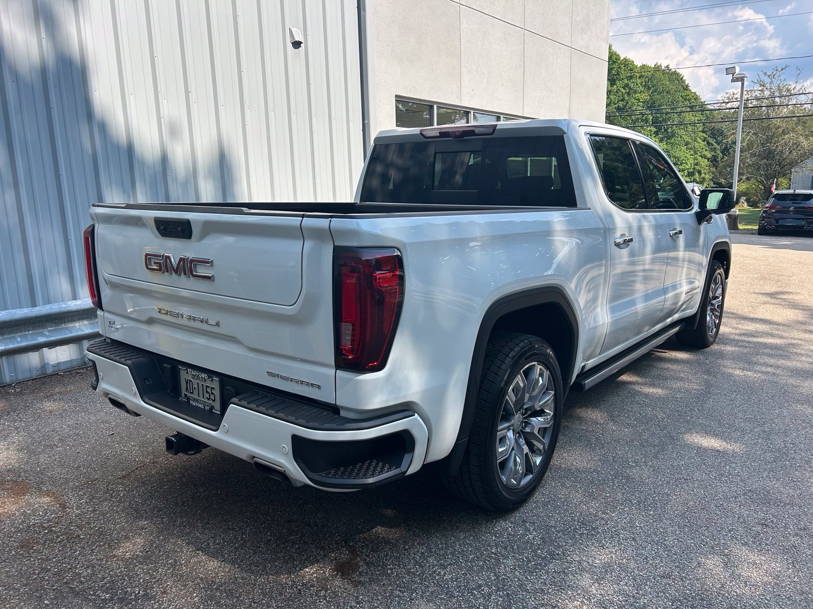Used 2023 GMC Sierra 1500 Denali w/ Denali Reserve Package AWD/4WD image 5
