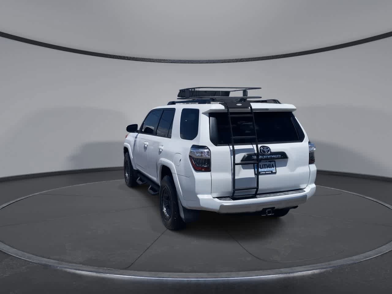 Certified 2019 Toyota 4Runner TRD Off-Road Premium AWD/4WD image 8