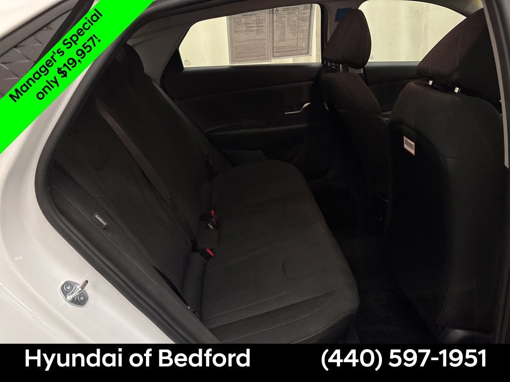 Certified 2026 Hyundai Elantra SE w/ Cargo Package FWD image 20