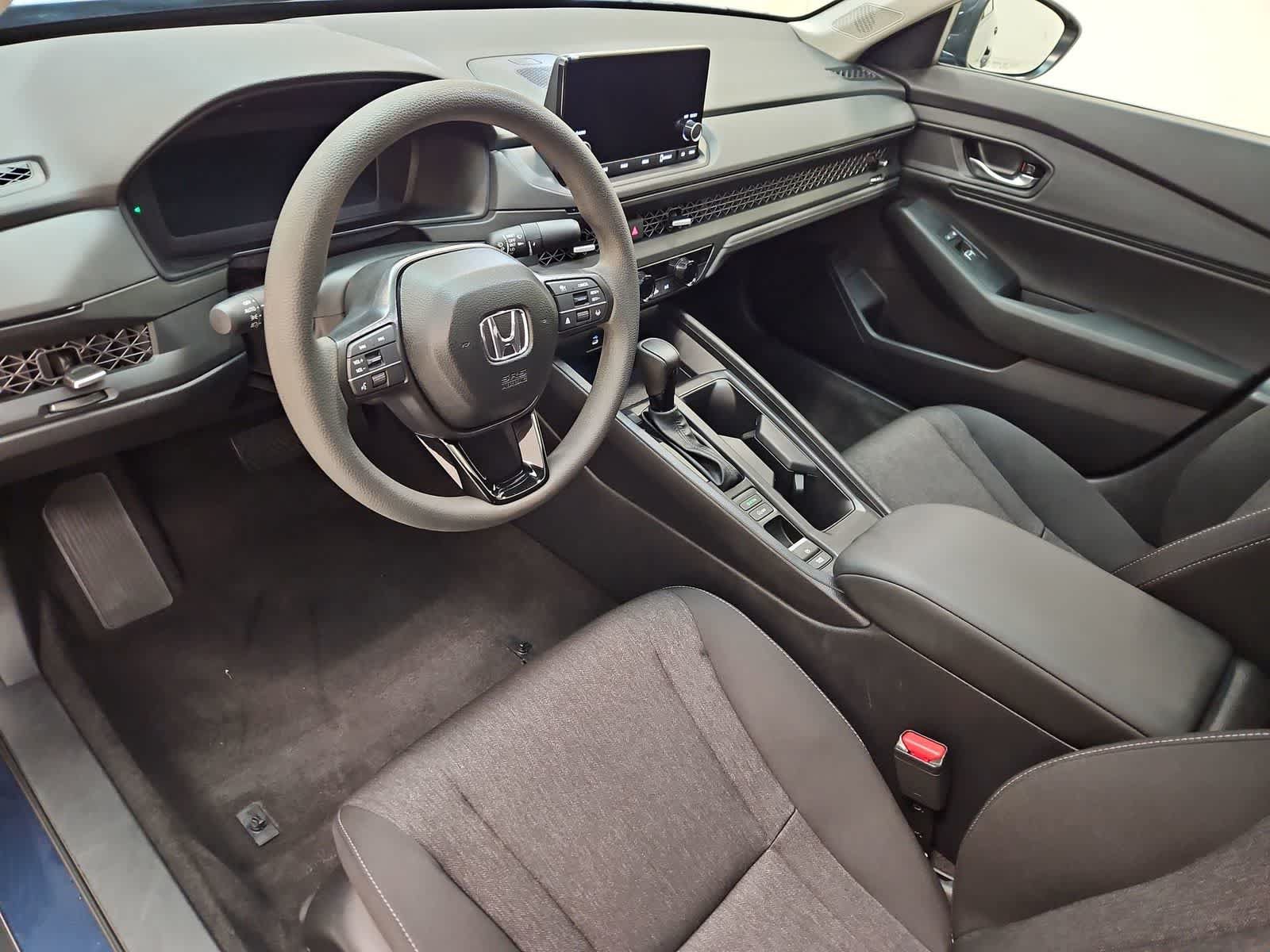 Certified 2025 Honda Accord SE image 2