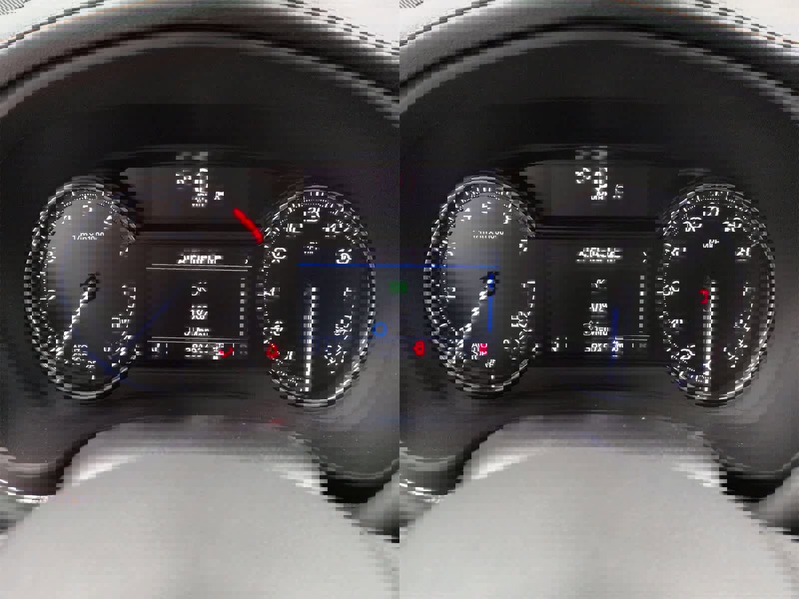 Used 2022 Cadillac XT4 Sport w/ Cold Weather Package image 32