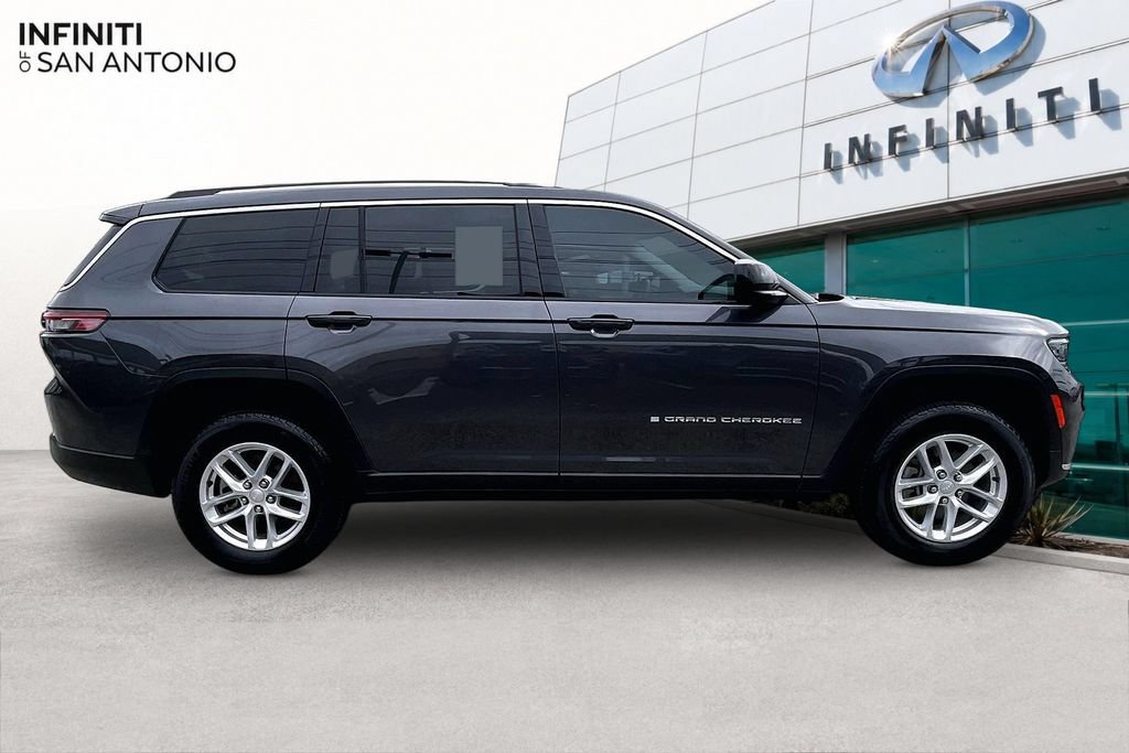 Used 2024 Jeep Grand Cherokee L Laredo AWD/4WD image 47