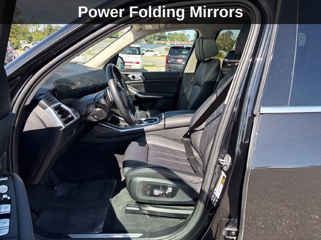 Used 2025 BMW X7 xDrive40i w/ Parking Assistance Package AWD/4WD image 12