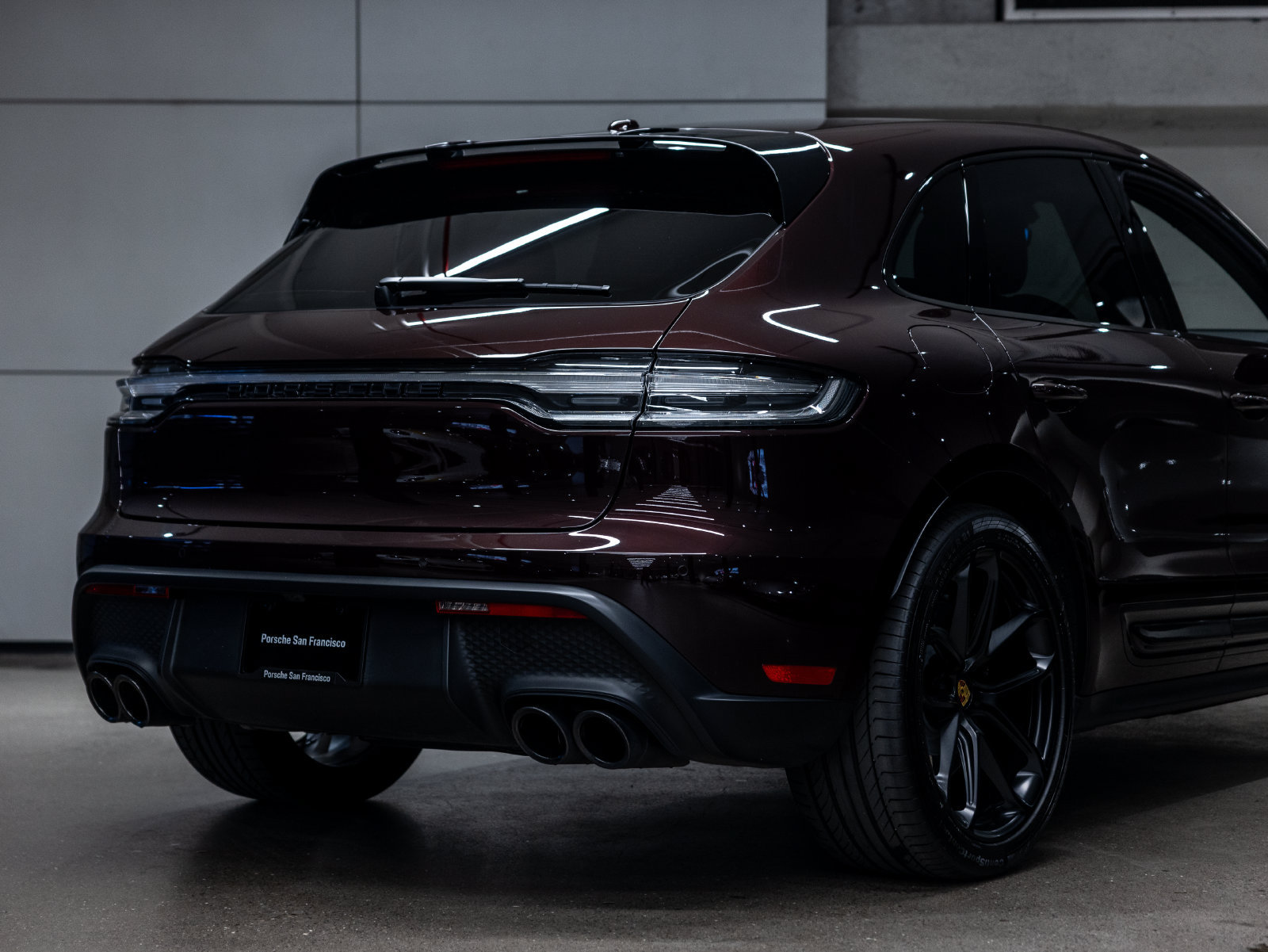 Certified 2024 Porsche Macan GTS AWD/4WD image 26