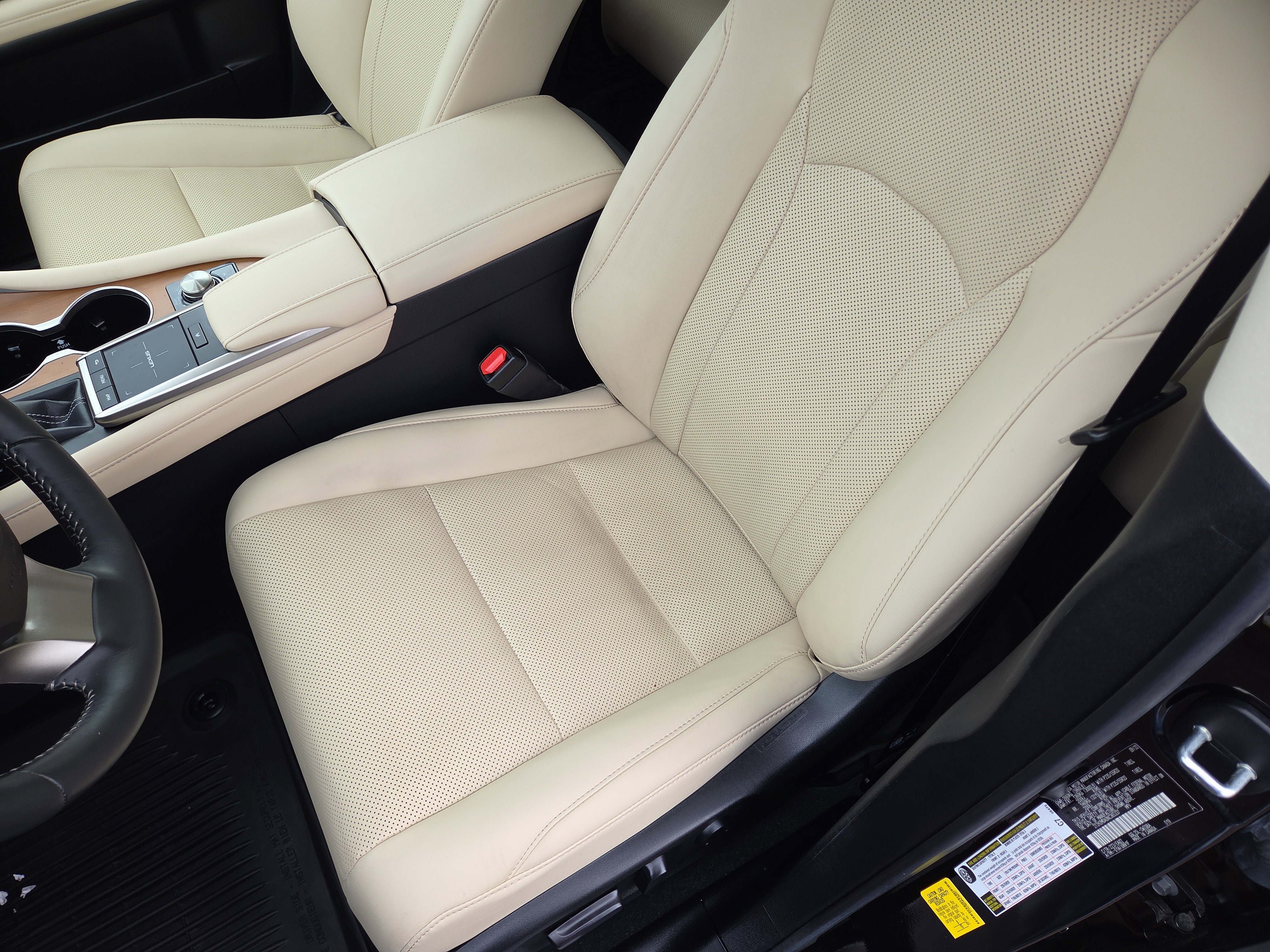 Certified 2022 Lexus RX 350 AWD w/ Premium Package image 13