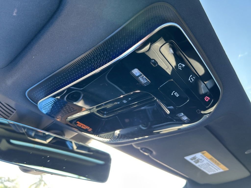 Used 2025 Mercedes-Benz C 300 Sedan image 43