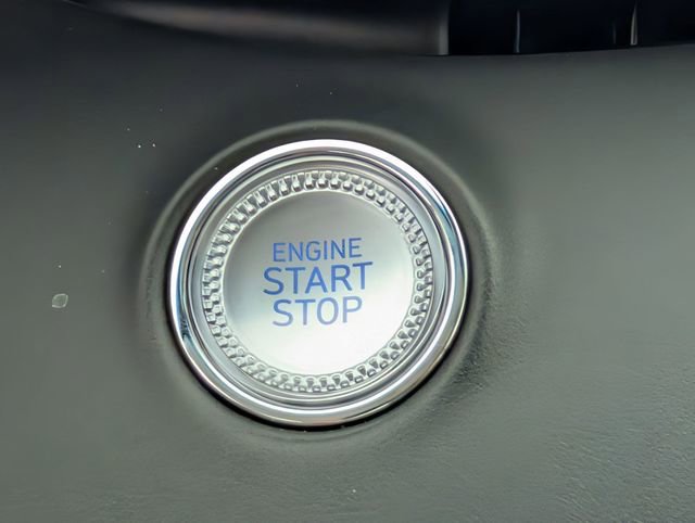 Used 2022 Genesis GV70 2.5T w/ Advanced Package image 25