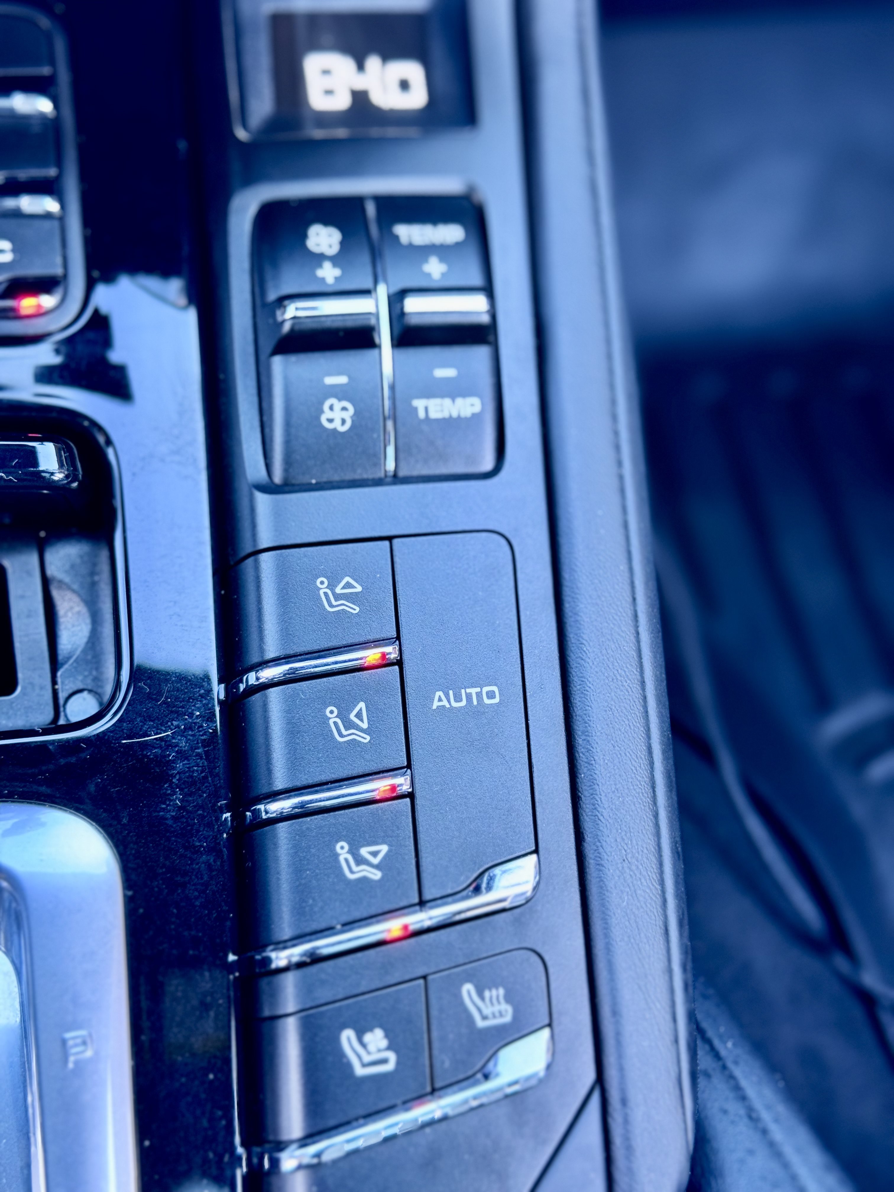 Used 2014 Porsche Cayenne Turbo S AWD/4WD image 84