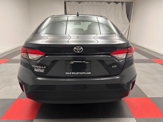 Used 2024 Toyota Corolla LE FWD image 5