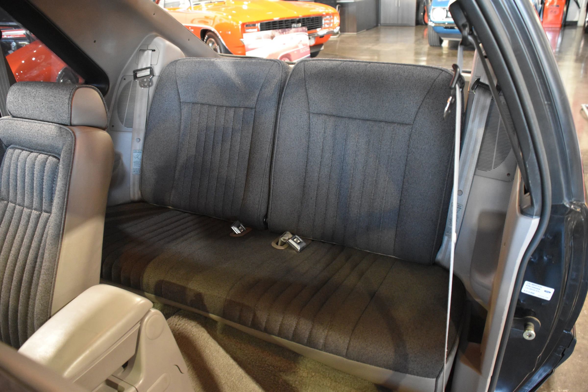 Used 1991 Ford Mustang LX RWD image 29