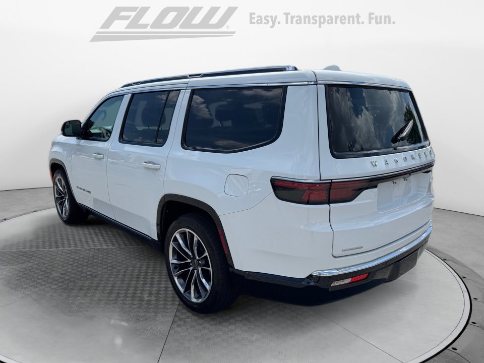 Used 2023 Jeep Wagoneer Series III w/ Premium Group I AWD/4WD image 6