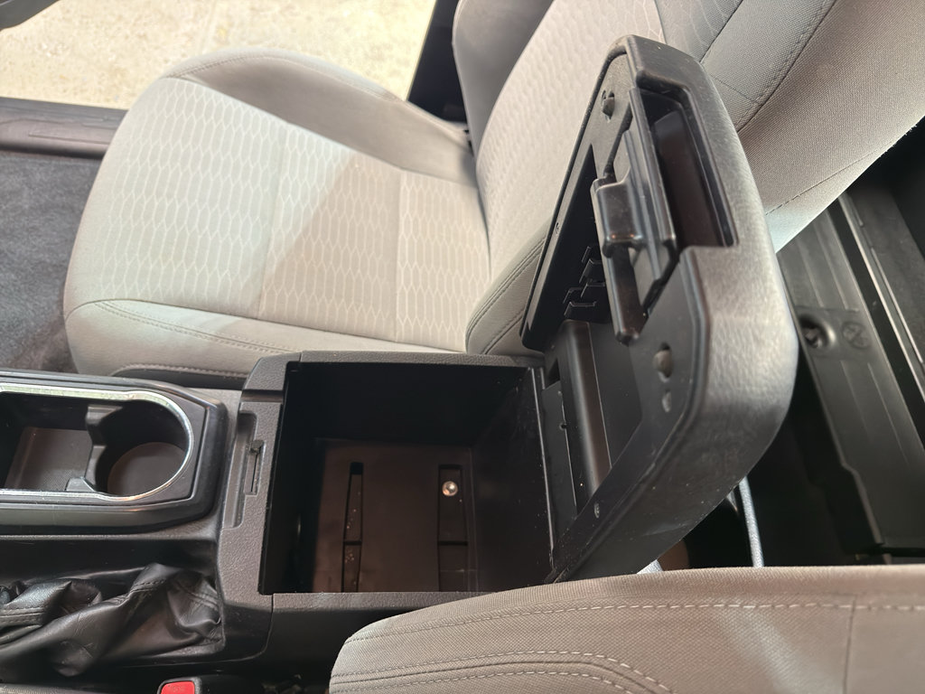 Used 2016 Toyota Tacoma SR RWD image 22