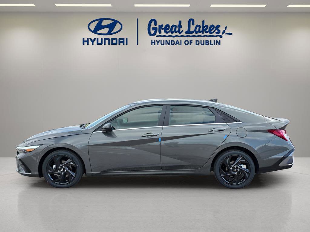 New 2026 Hyundai Elantra SEL Sport image 2