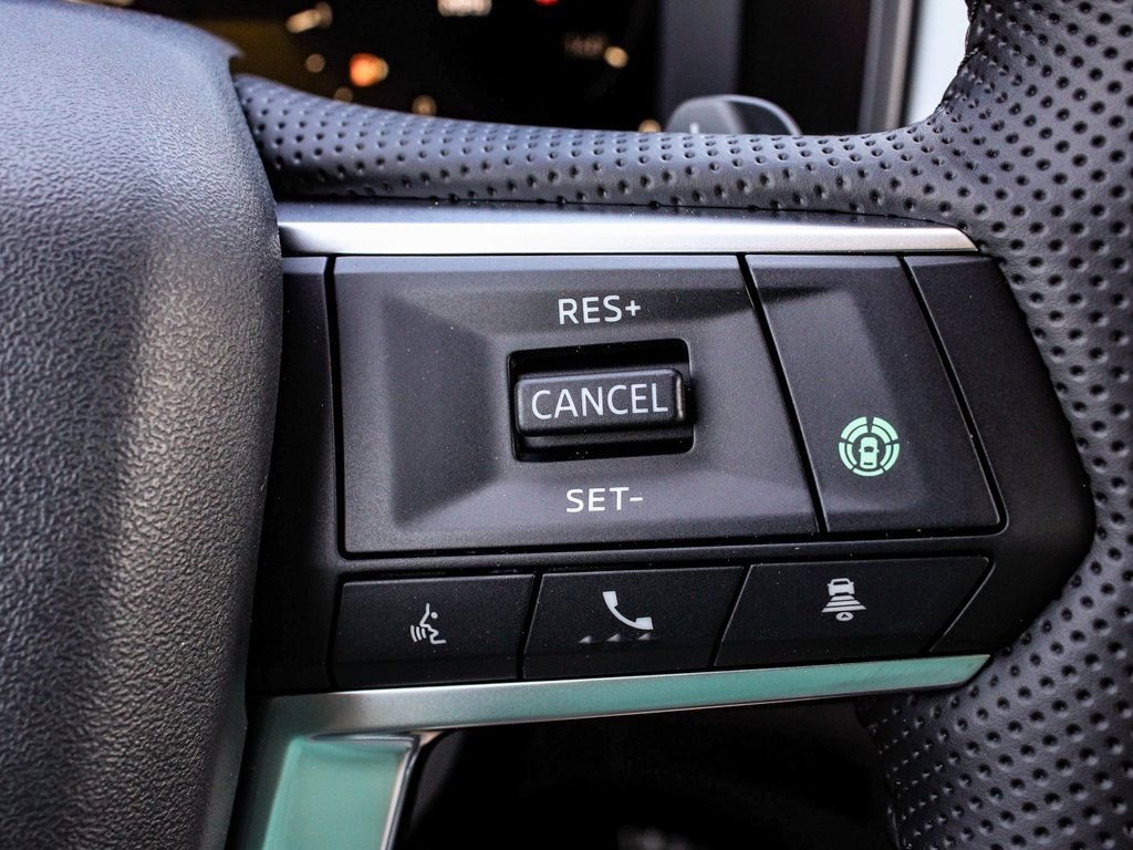 New 2025 Mitsubishi Outlander SEL image 30