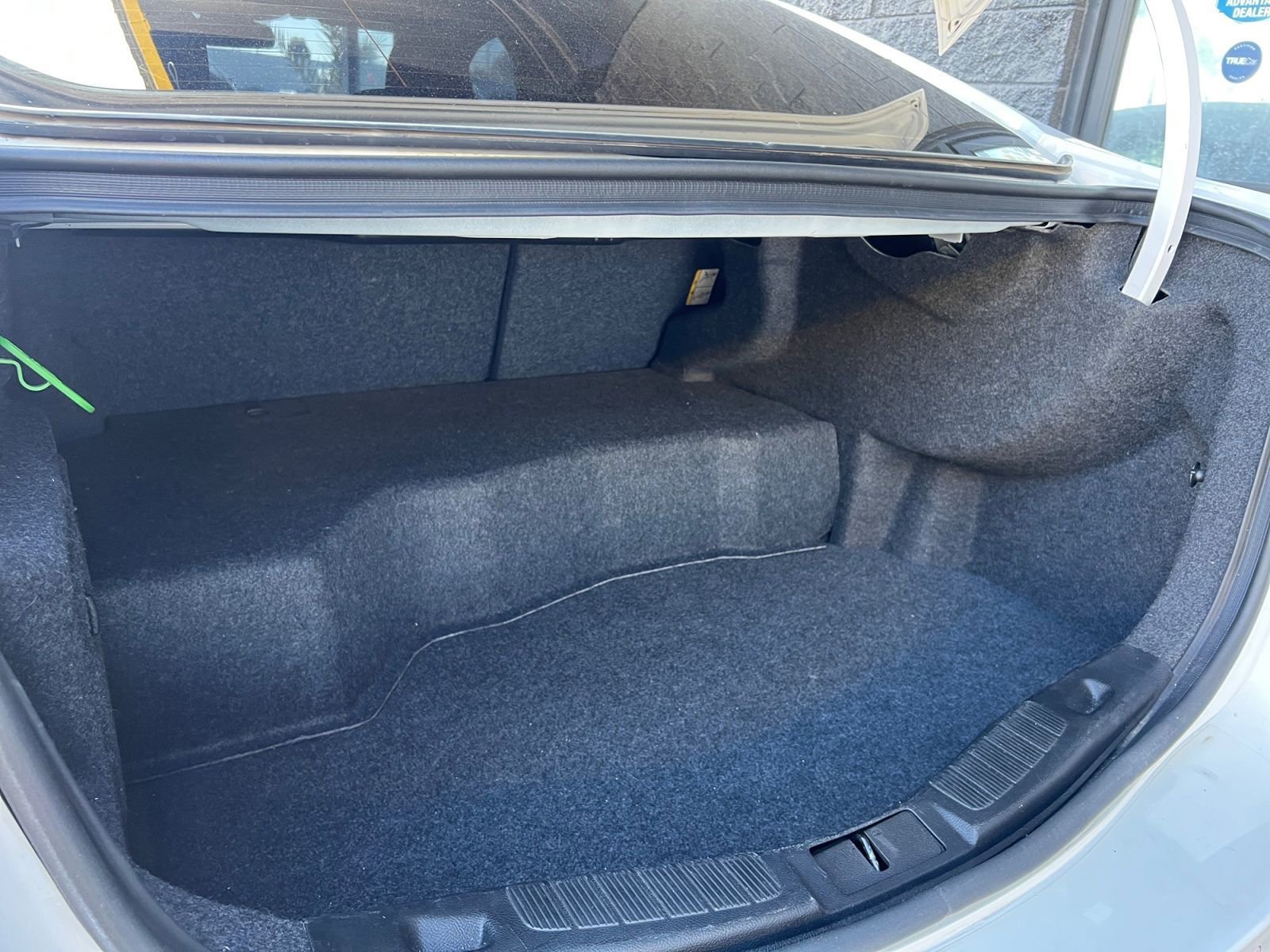Used 2020 Ford Fusion SE FWD image 21