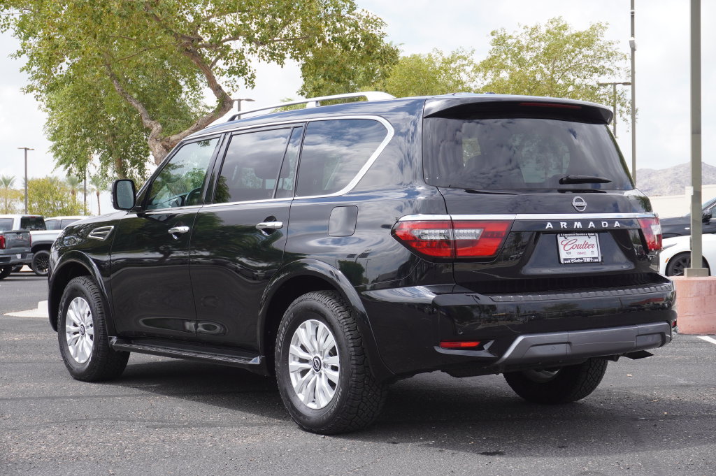Used 2024 Nissan Armada SV RWD image 3