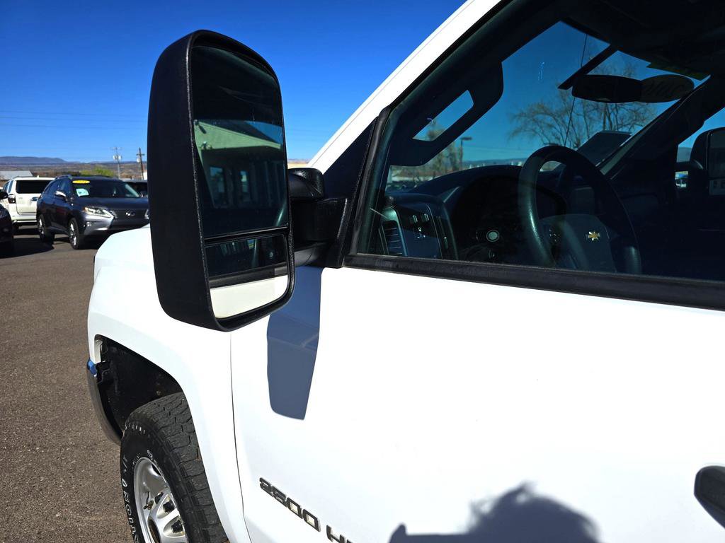 Used 2016 Chevrolet Silverado 2500 W/T AWD/4WD image 38