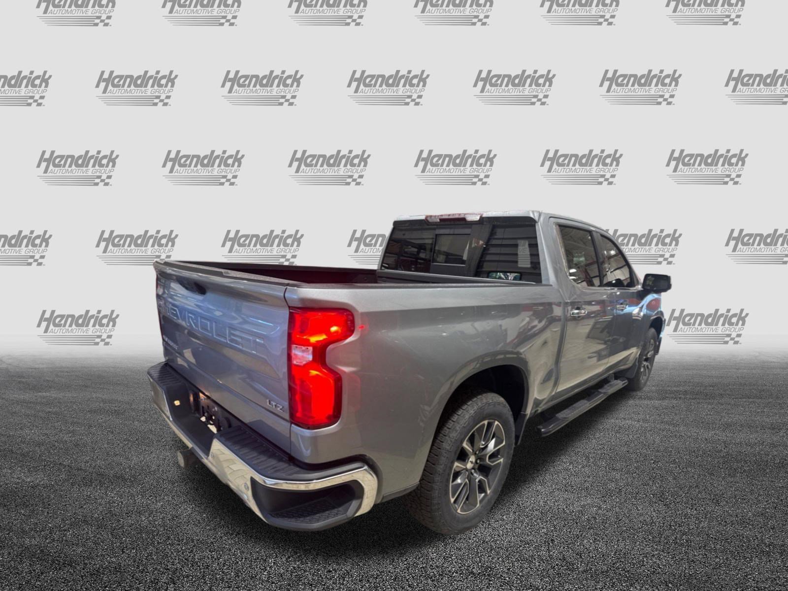 Used 2023 Chevrolet Silverado 1500 LTZ AWD/4WD image 9
