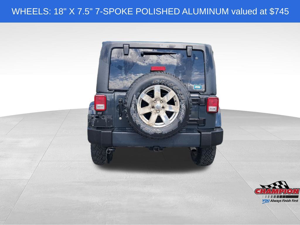 Used 2017 Jeep Wrangler Unlimited Sahara w/ Connectivity Group AWD/4WD image 5