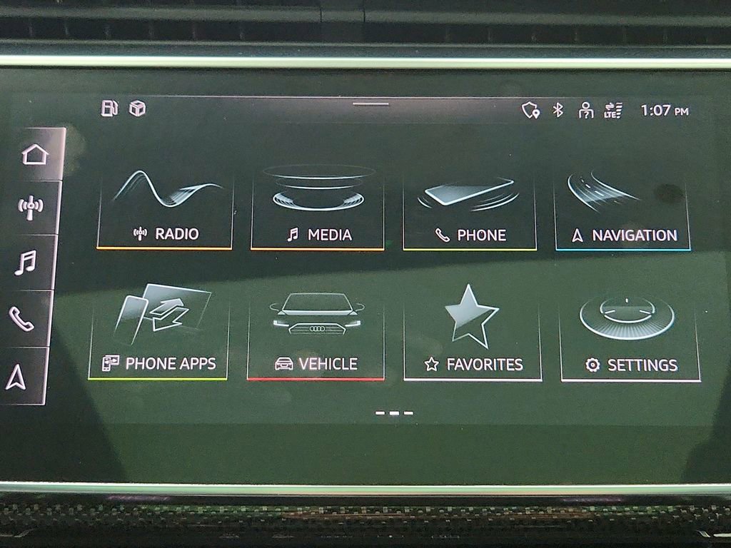 Used 2021 Audi SQ7 Premium Plus w/ Executive Package image 18