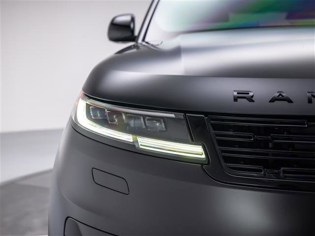 Used 2025 Land Rover Range Rover Sport Dynamic SE image 32