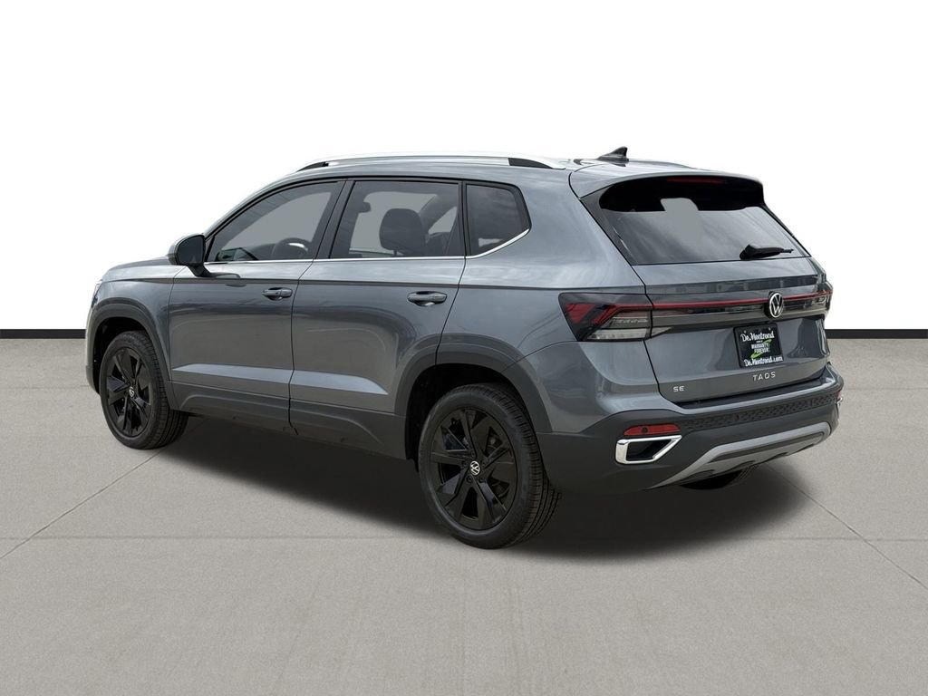 New 2026 Volkswagen Taos SE image 7
