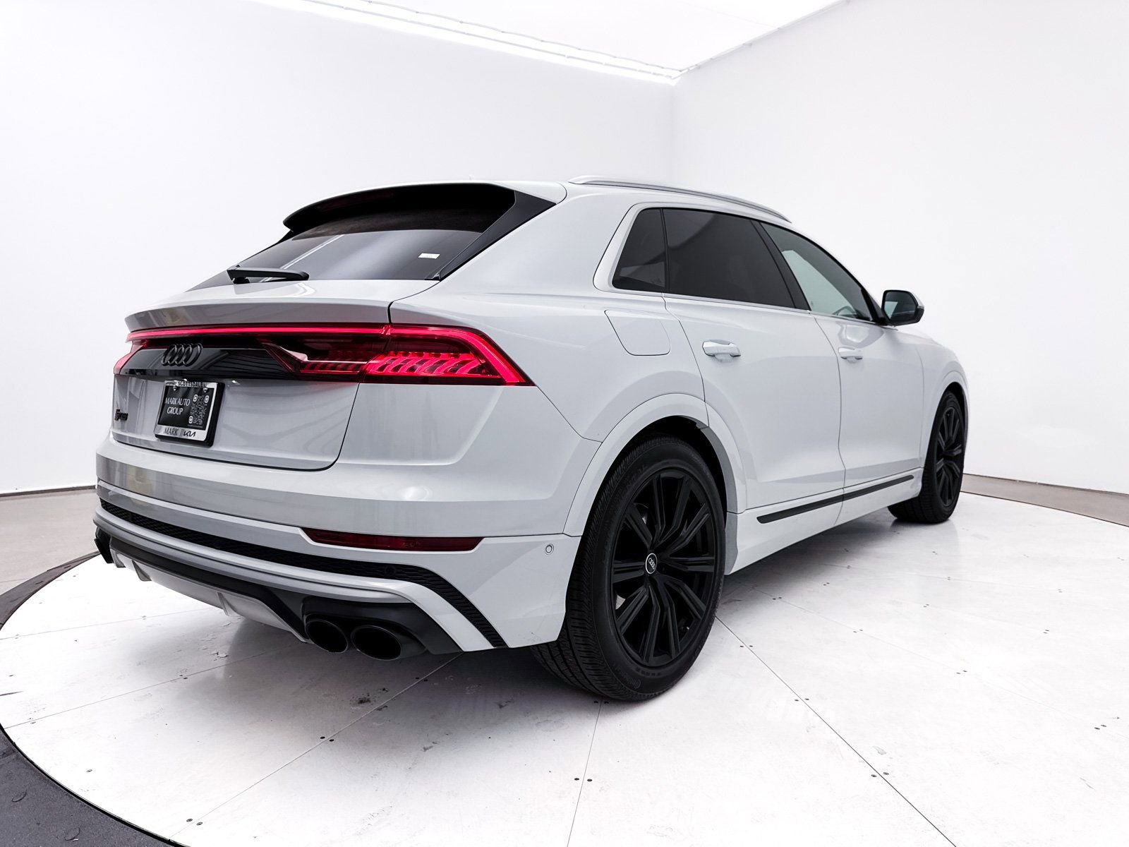 Used 2023 Audi SQ8 Prestige image 20