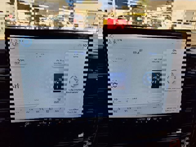 Used 2023 Ford Transit 350 XLT image 16