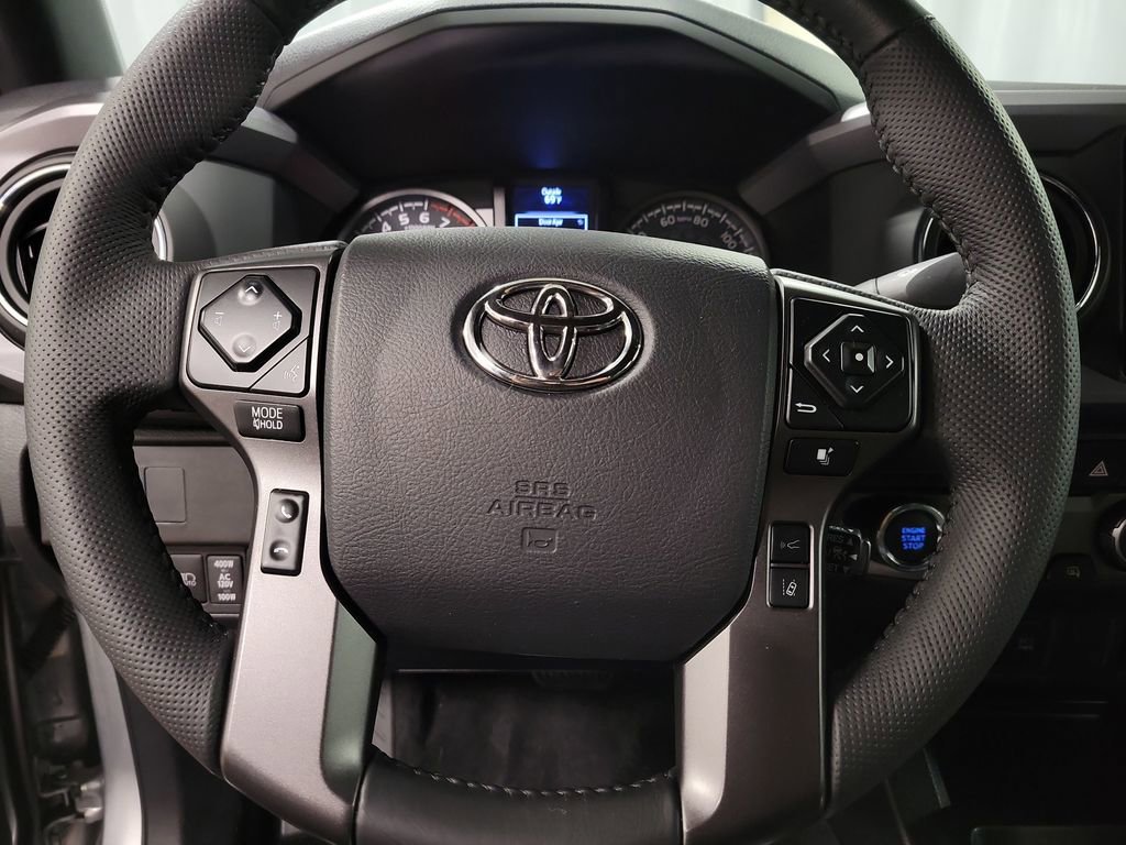 Used 2023 Toyota Tacoma TRD Off-Road AWD/4WD image 17