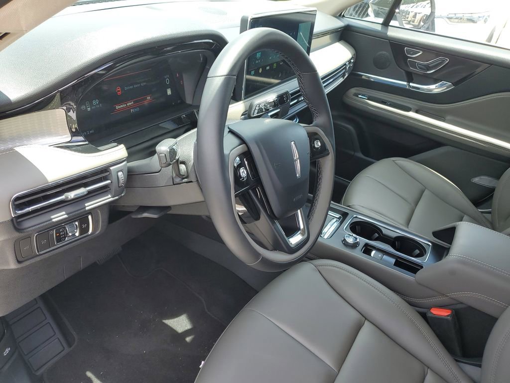 New 2026 Lincoln Corsair Premiere FWD image 20