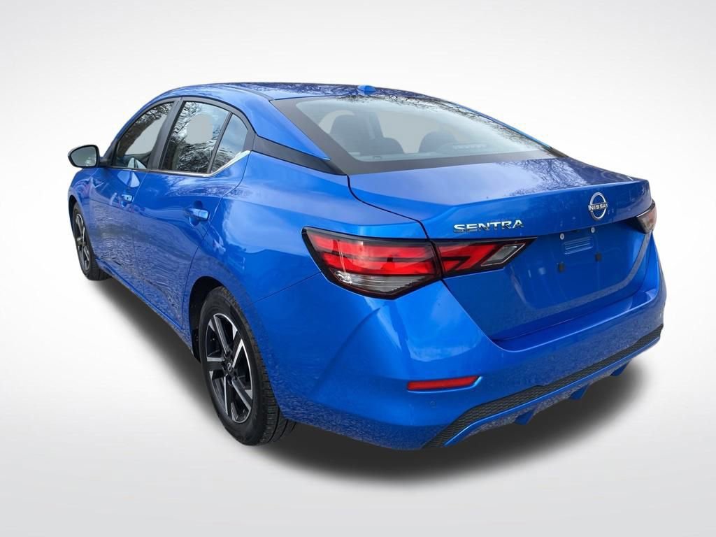 Used 2025 Nissan Sentra SV image 10