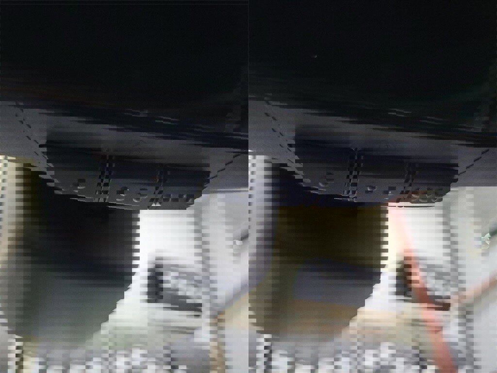 New 2025 Land Rover Discovery Sport Dynamic SE image 34