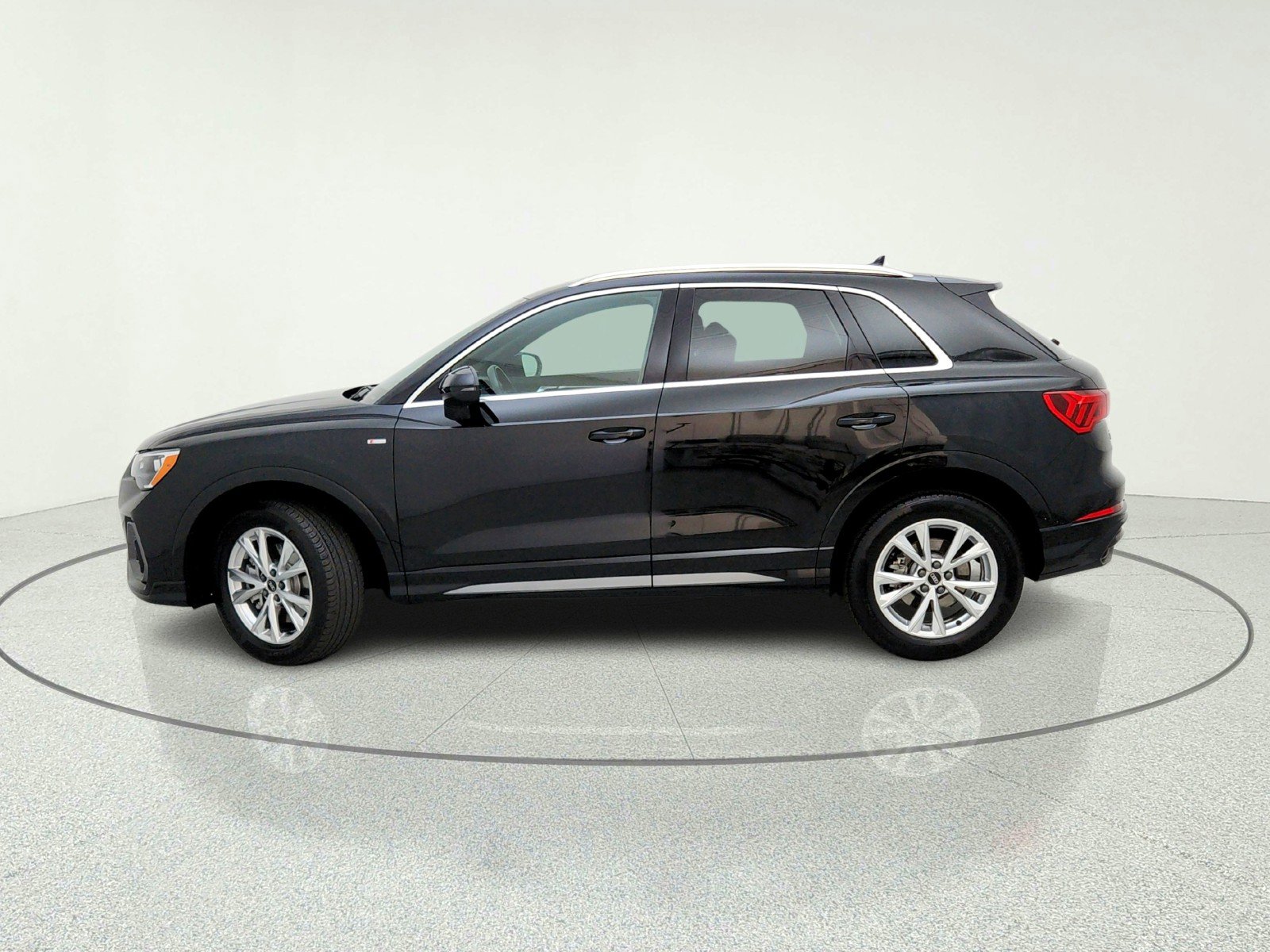 Used 2022 Audi Q3 2.0T Premium AWD/4WD image 14
