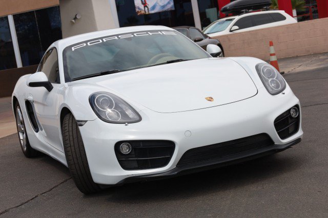 Used 2016 Porsche Cayman RWD image 2