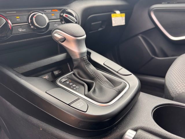 Used 2025 Kia Soul LX image 28