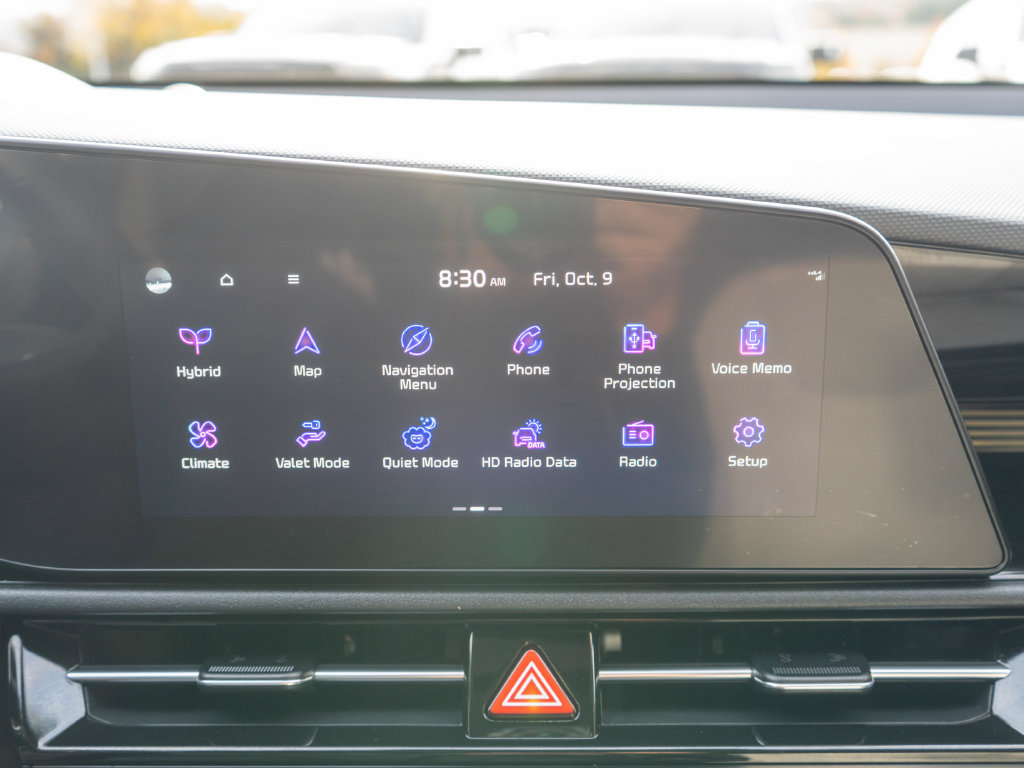 Certified 2023 Kia Niro SX Touring FWD image 22