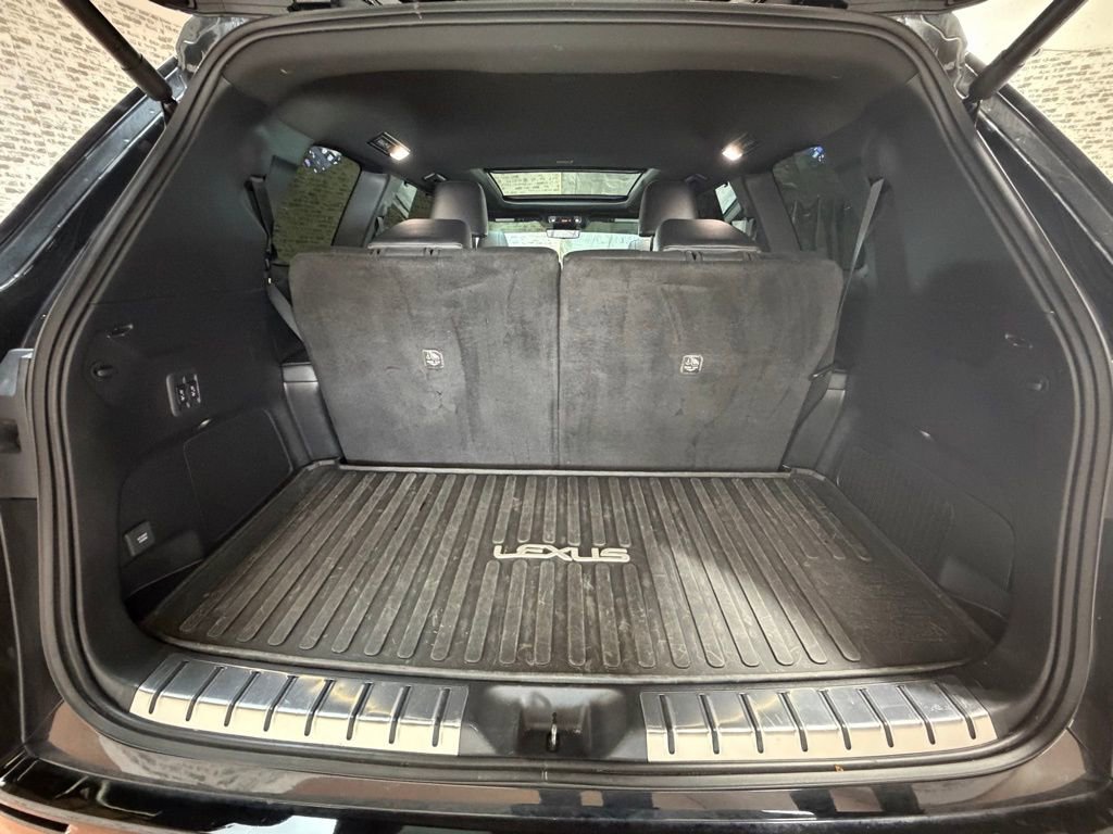 Used 2024 Lexus TX 500h AWD w/ Technology Package image 12