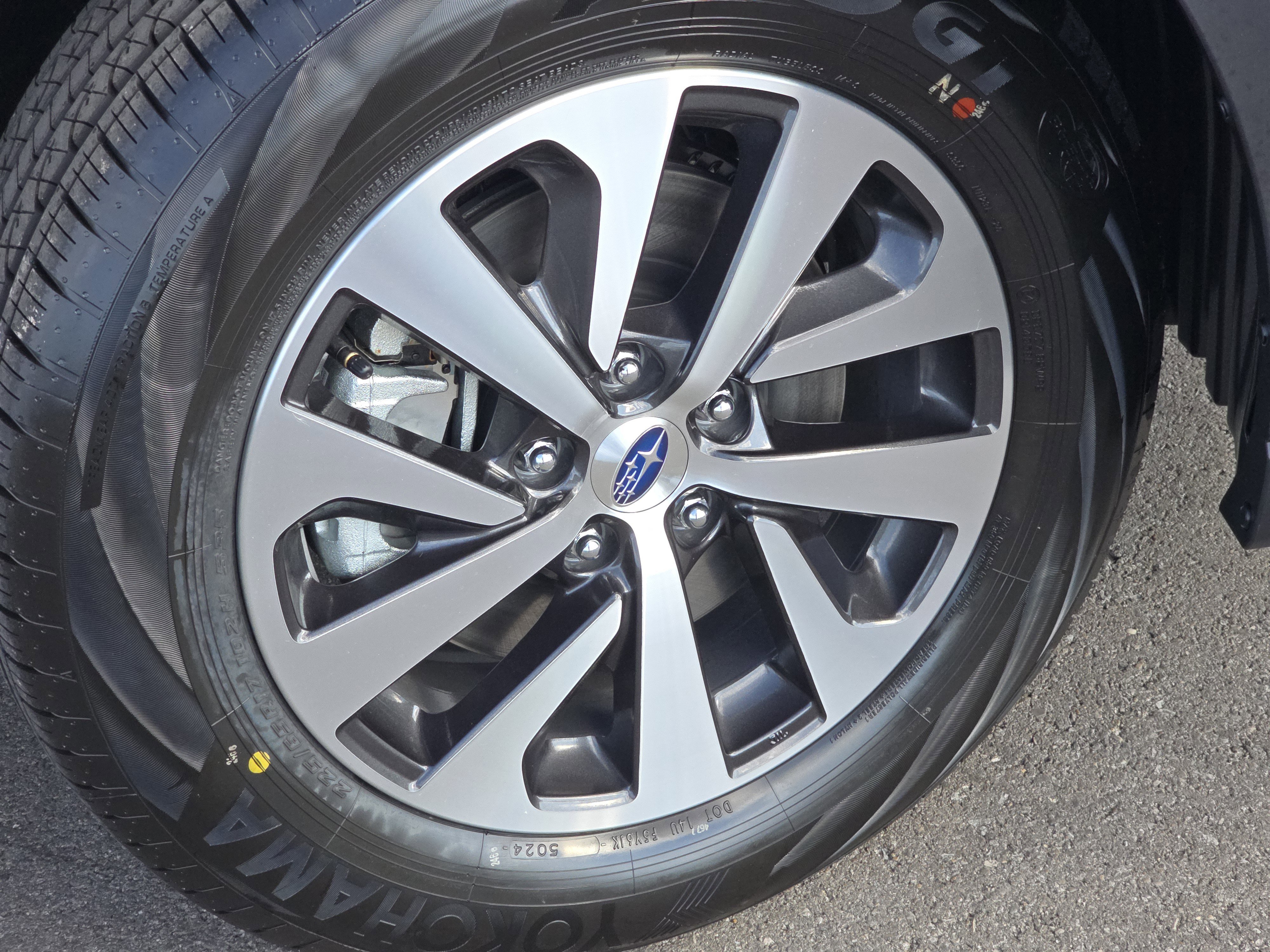 New 2025 Subaru Outback Premium image 15