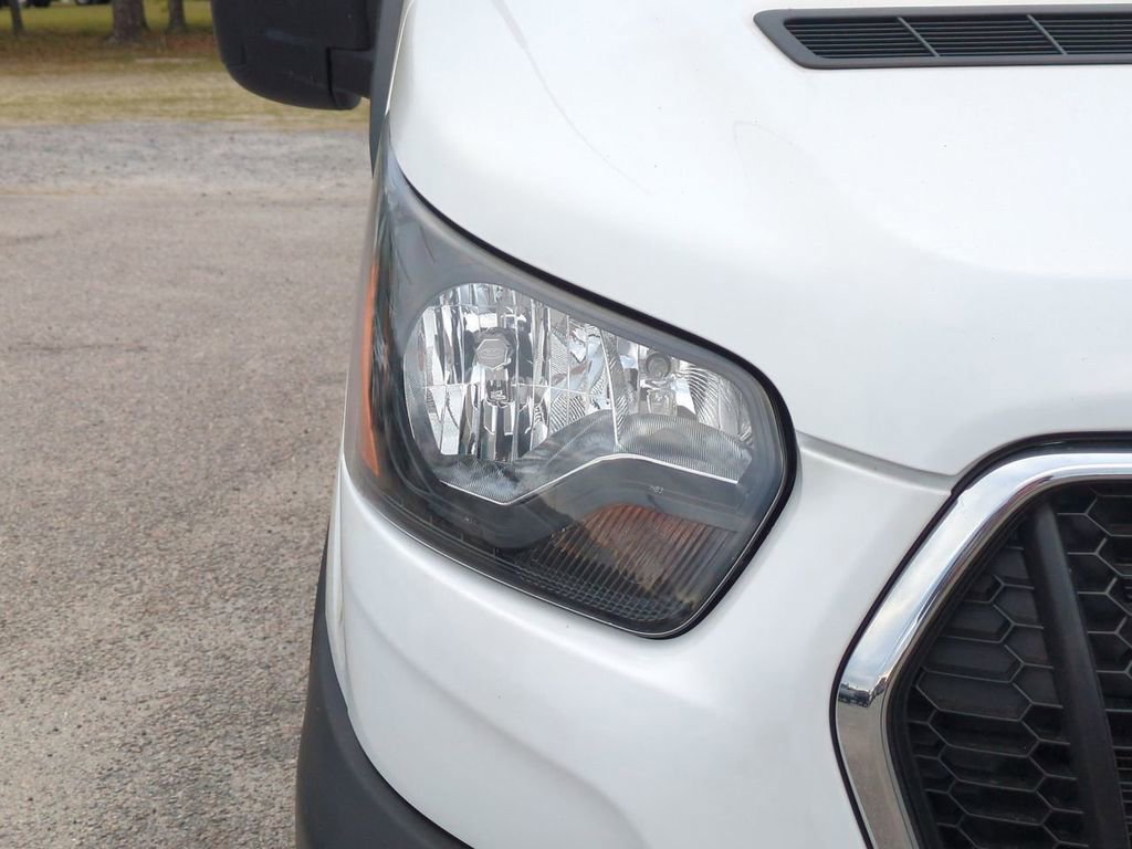 Used 2025 Ford Transit 250 Low Roof w/ Exterior Upgrade Package image 10