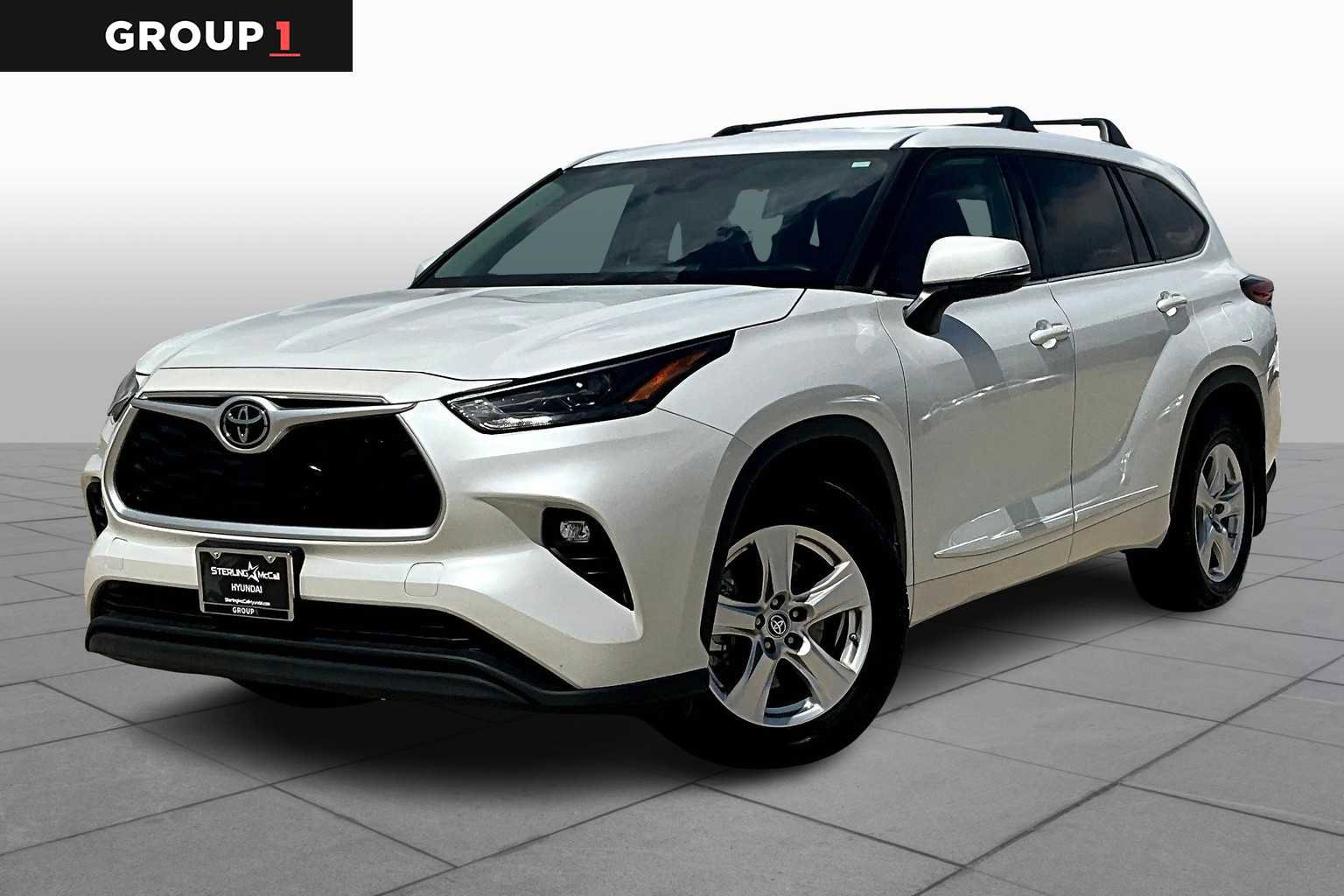 Used 2022 Toyota Highlander LE