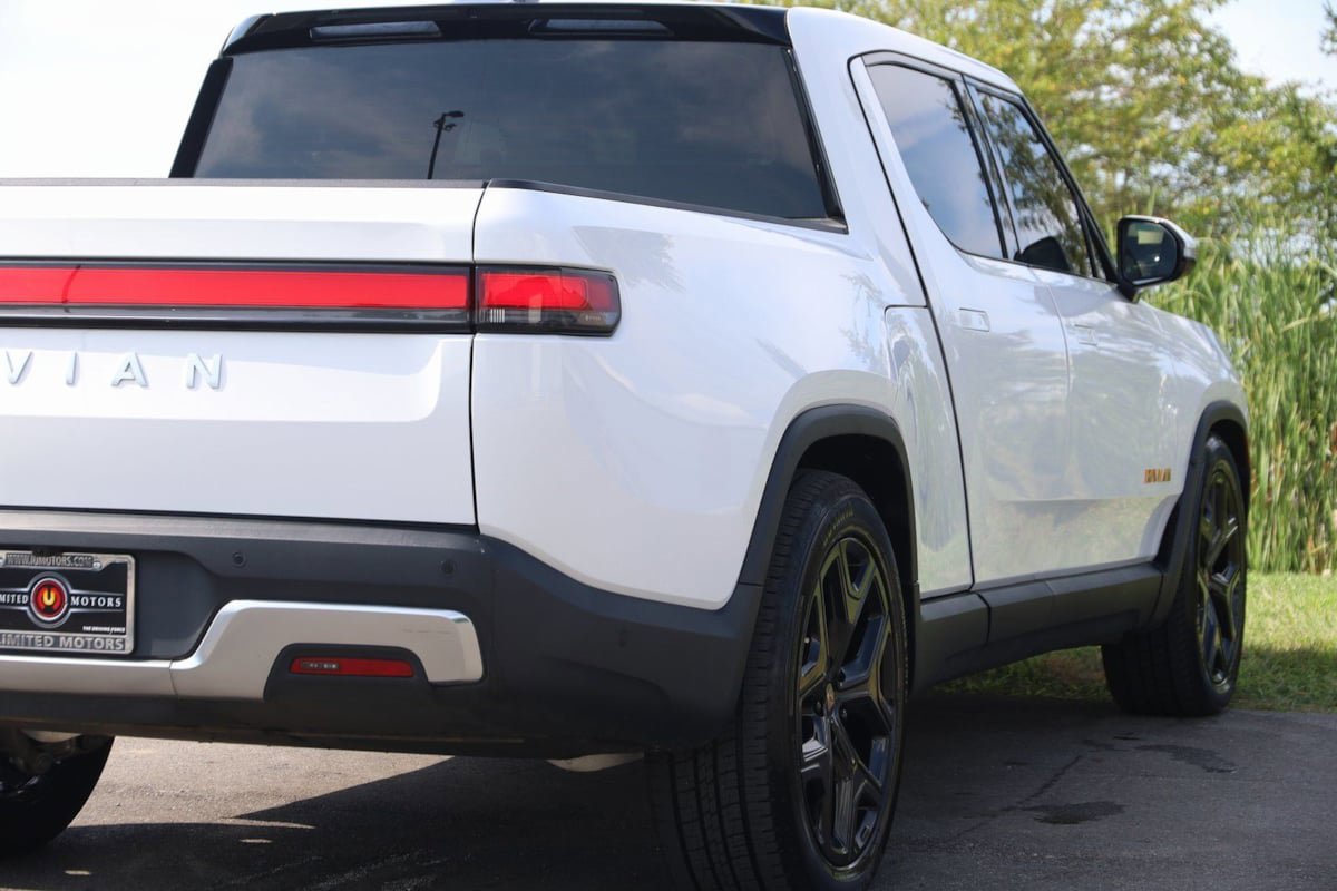Used 2022 Rivian R1T Adventure image 62