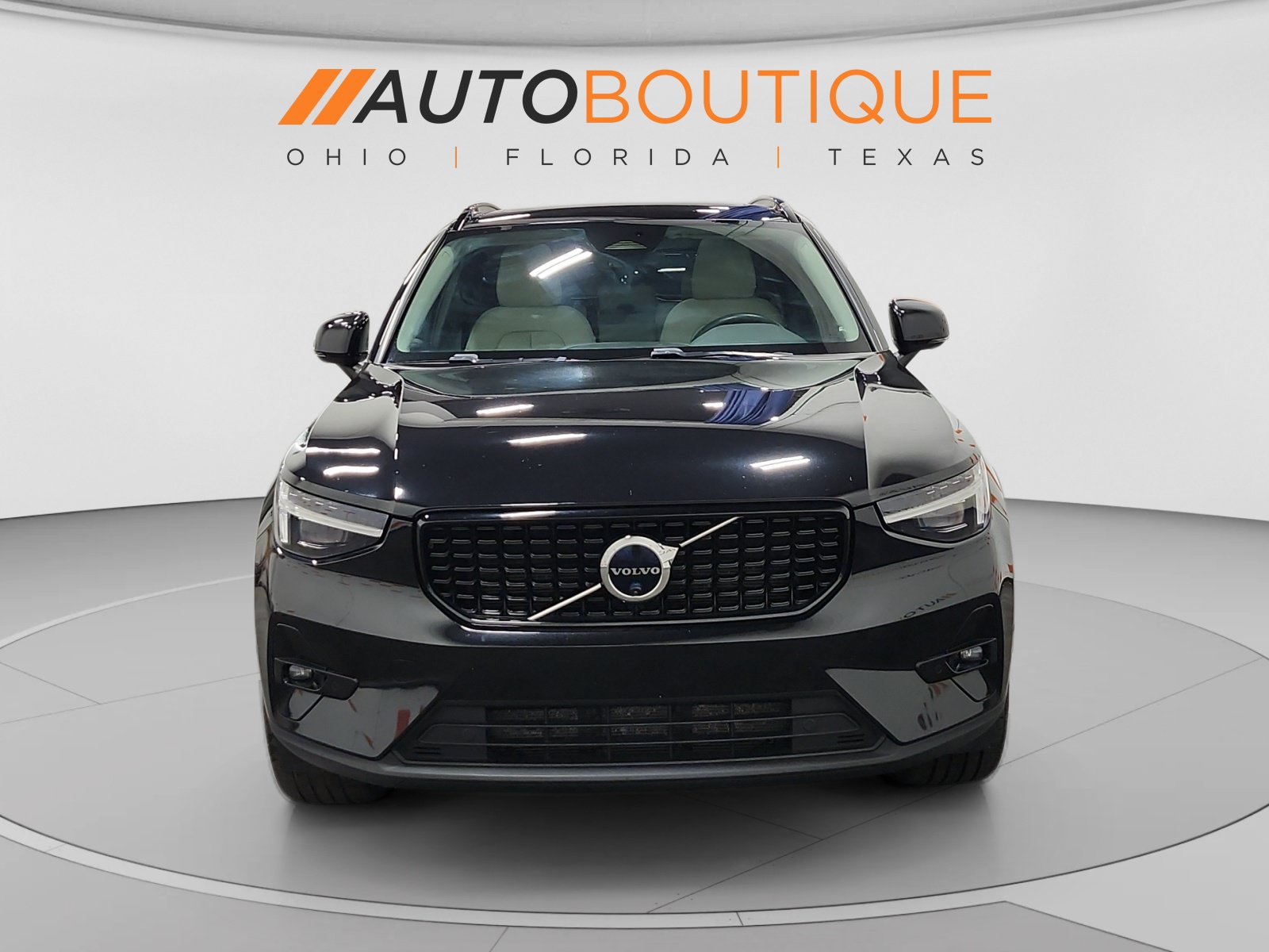 Used 2023 Volvo XC40 B5 Ultimate w/ Protection Package Premier AWD/4WD image 9